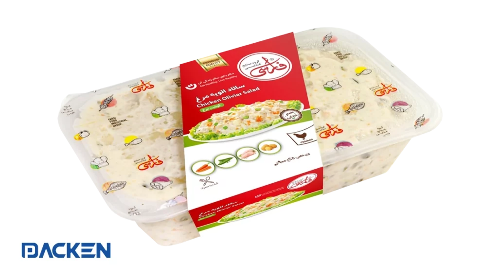 Упаковка салата Оливье в пластиковую тару